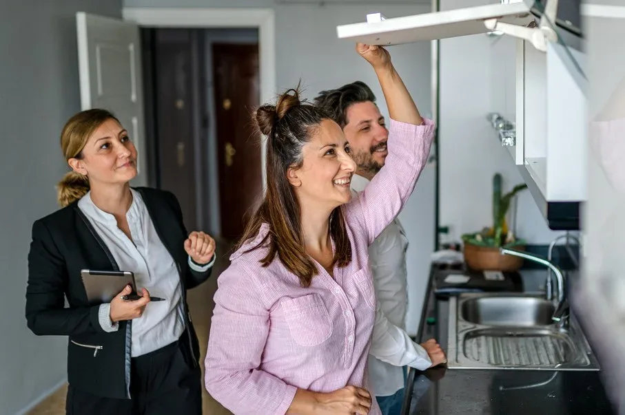 Emlakçı Komisyonu Neye Karşılık Alınıyor?